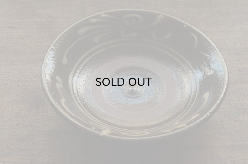 画像3: 北窯・松田米司工房　イッチン唐草7寸皿