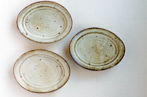 他の写真1: 福井一伯  粉引オーバル豆皿