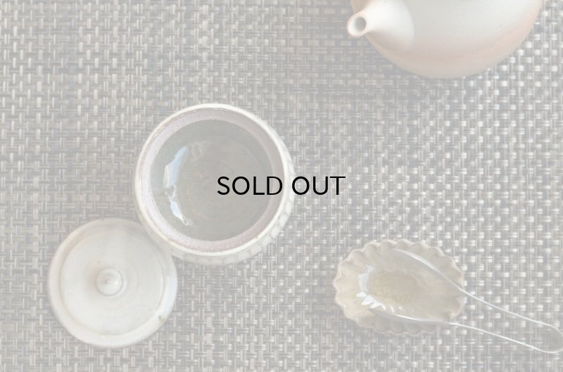 画像10: 福井一伯  粉引灰釉 蓋物・小 