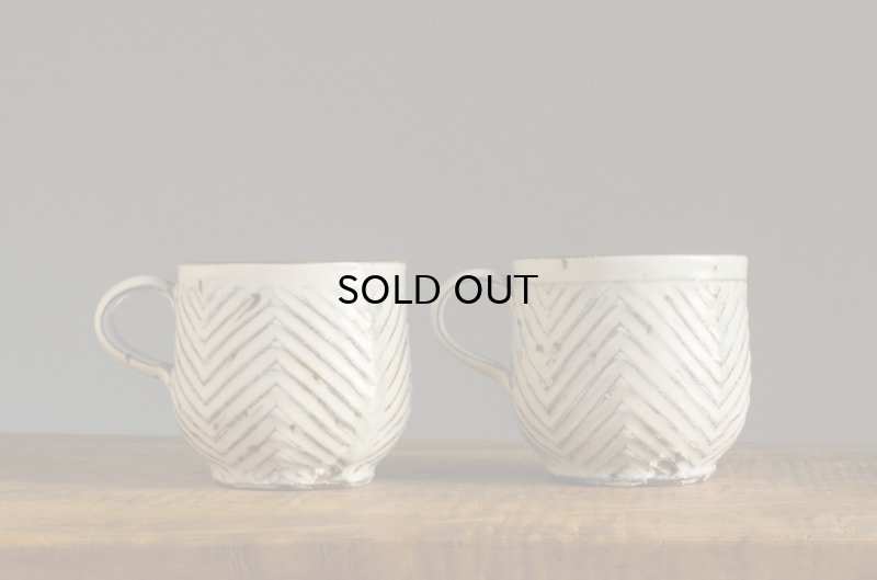 画像5: 福井一伯  粉引マットマグ 矢羽根 a.