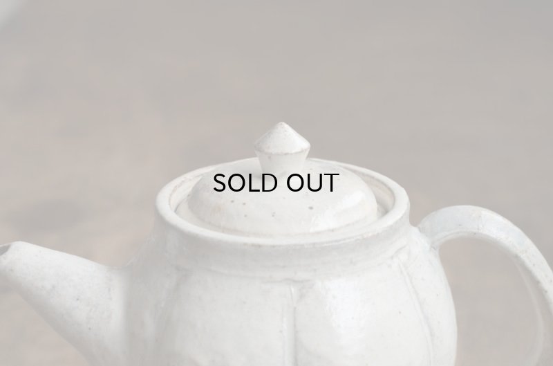 画像14: 福井一伯 　粉引輪花ポット・A