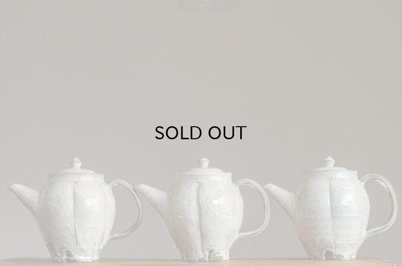 画像15: 福井一伯 　粉引輪花ポット・A